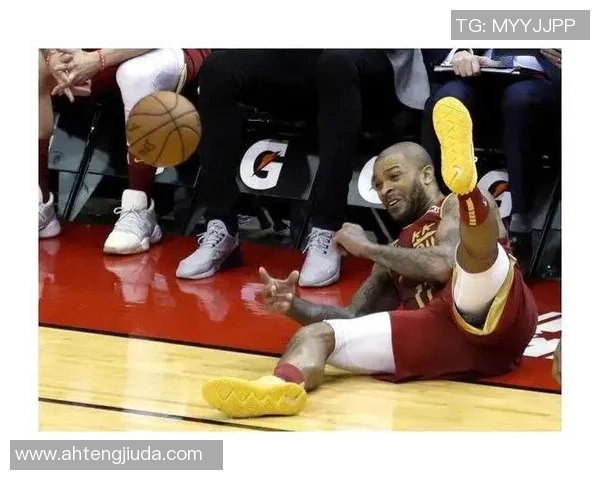 湖人对火箭第二场比赛回顾台湾球迷热情支持球队表现 湖人对火箭第二场比赛回顾台湾球迷热情支持球队表现